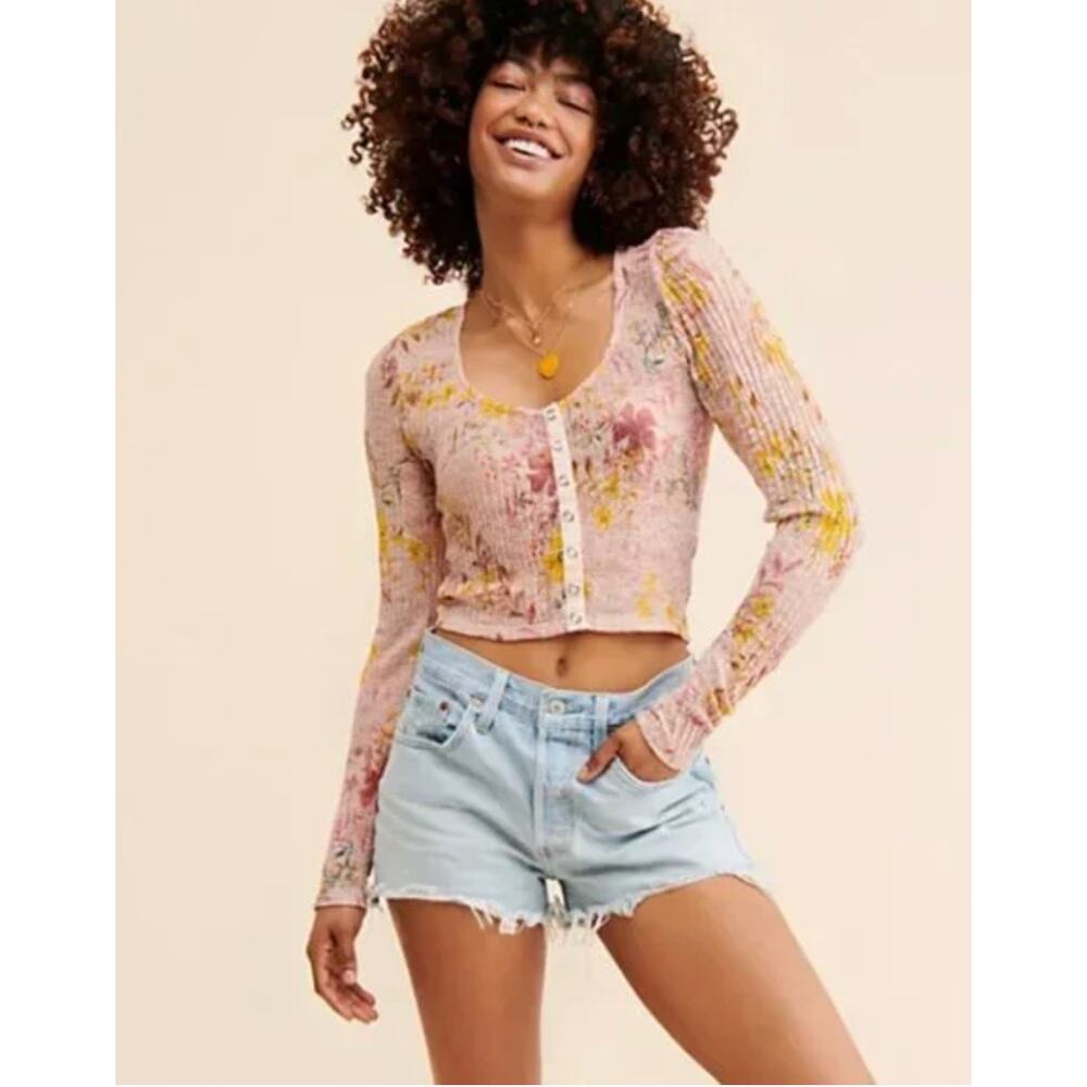 We the Free Angelina Girly Crinkle Floral Snap Front Pink Babydoll Crop Shirt M